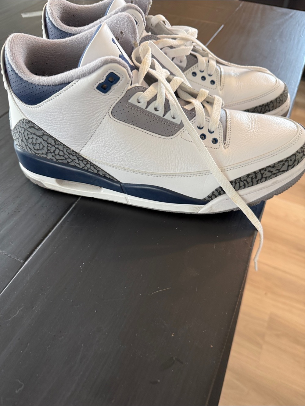 Jordan 3 retro midnight Navy size 12